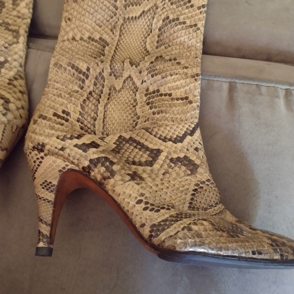 ROSINA FERRAGAMO SCHIAVONE Camel Brown Snakeskin Heeled Boot Size 8 GOOD - Picture 3 of 3